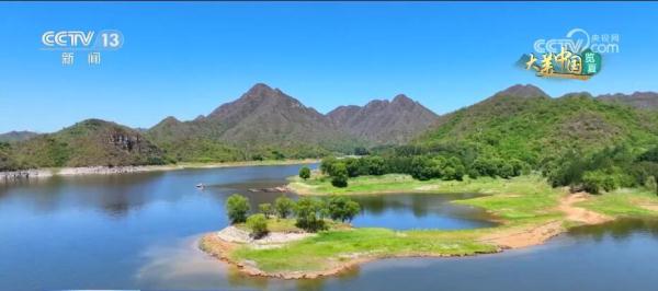 碧水秀美山峦如黛 俯瞰华夏大地湖光山色景如画